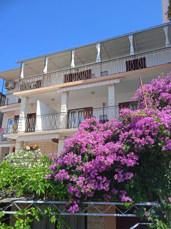 Appartement Stonewood Dalmacija à Primošten Extérieur photo