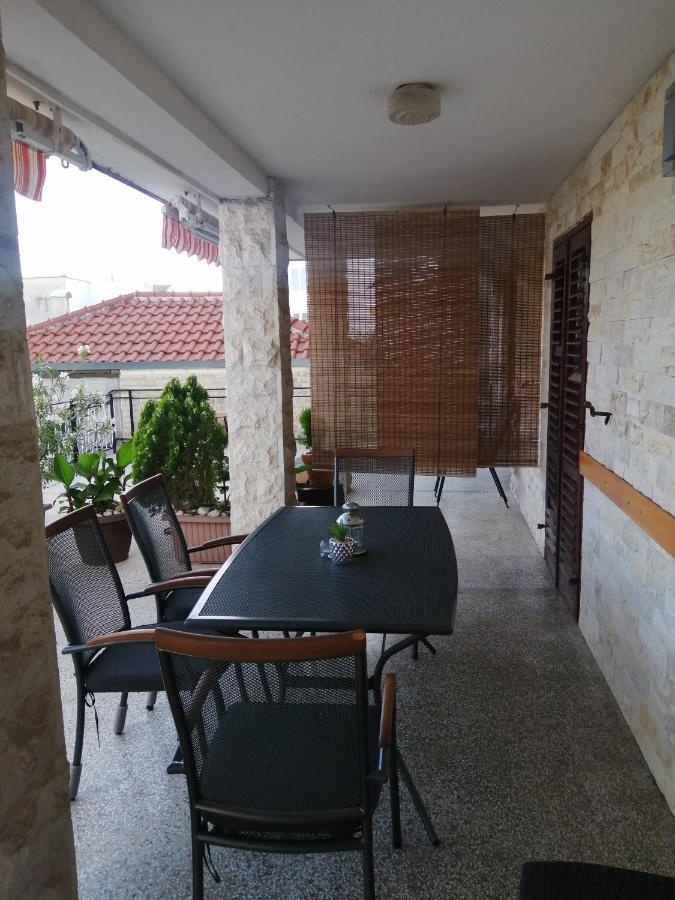 Appartement Stonewood Dalmacija à Primošten Extérieur photo