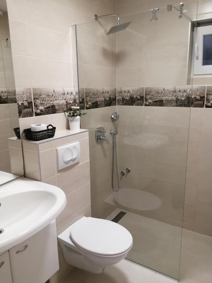 Appartement Stonewood Dalmacija à Primošten Extérieur photo