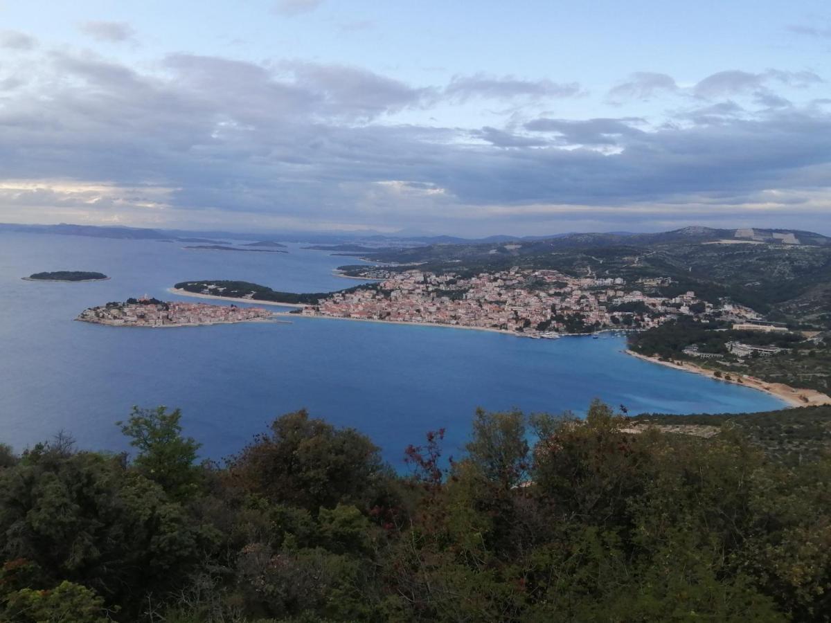 Appartement Stonewood Dalmacija à Primošten Extérieur photo