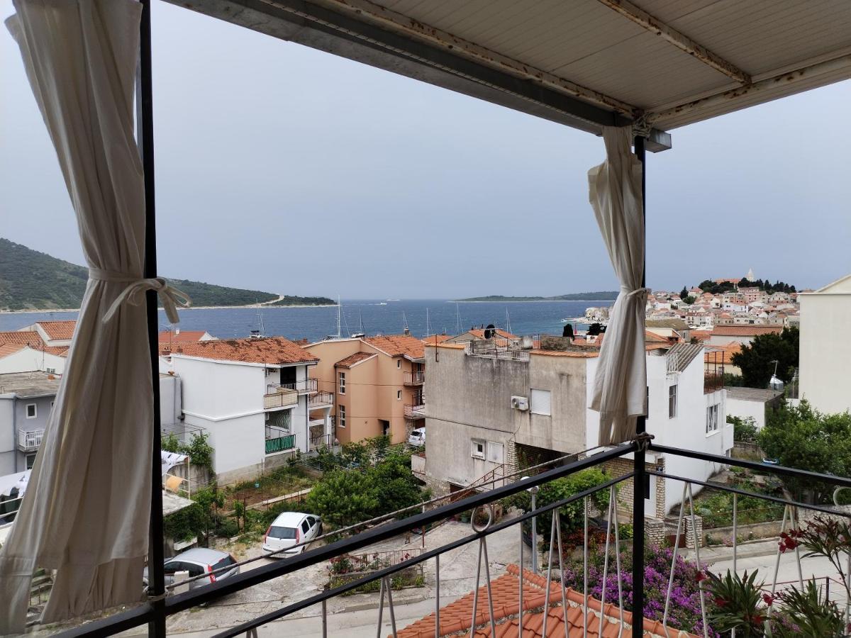 Appartement Stonewood Dalmacija à Primošten Extérieur photo